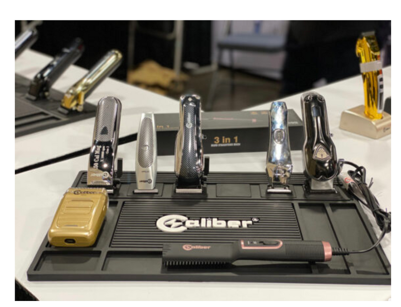 Caliberpro MAGNETIC BARBER STATION MAT – 6 MAGNETIC SPOT HOLDER